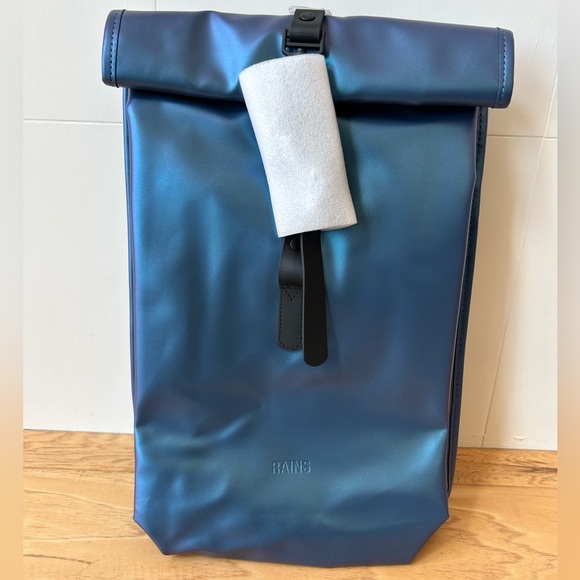 RAINS NWT Laser Blue Rolltop Rucksack Mini W3 Backpack OS #13330 Adjustable main image 8